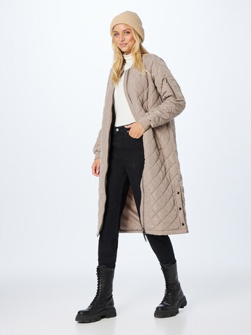 ONLY Between-Seasons Coat 'Jessica' in Brown