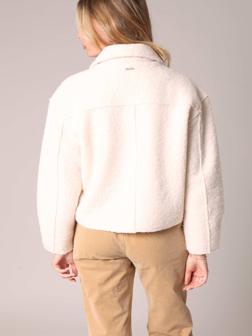 Veste mi-saison 'Assili' Deeluxe en beige
