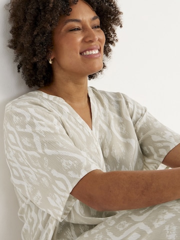 Cellbes of Sweden Kleid aus Krepp in Beige