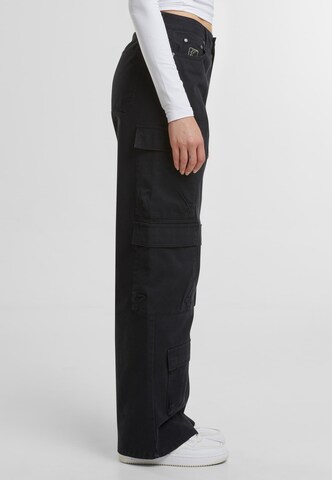 Loosefit Pantaloni cargo di Karl Kani in nero