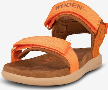 WODEN Kids Sandale ' Cirkeline ' in Orange: Vorderseite