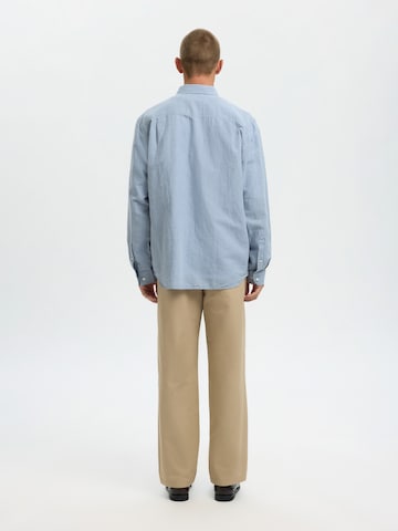 SELECTED Средняя посадка Рубашка 'SLHCLAY' в Синий