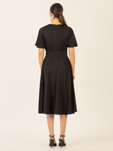 APART Kleid in Schwarz