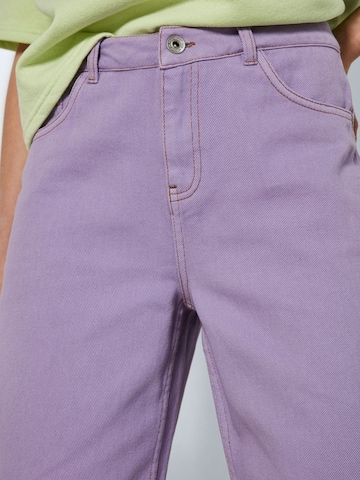 Loosefit Jean 'Amanda' Noisy may en violet