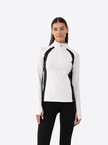 4F Base layer in White: front