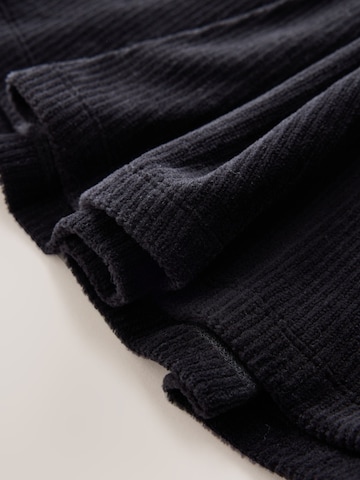 Next Regular Skirt in Black