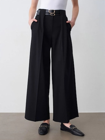 Dilvin Wide leg Pants in Black
