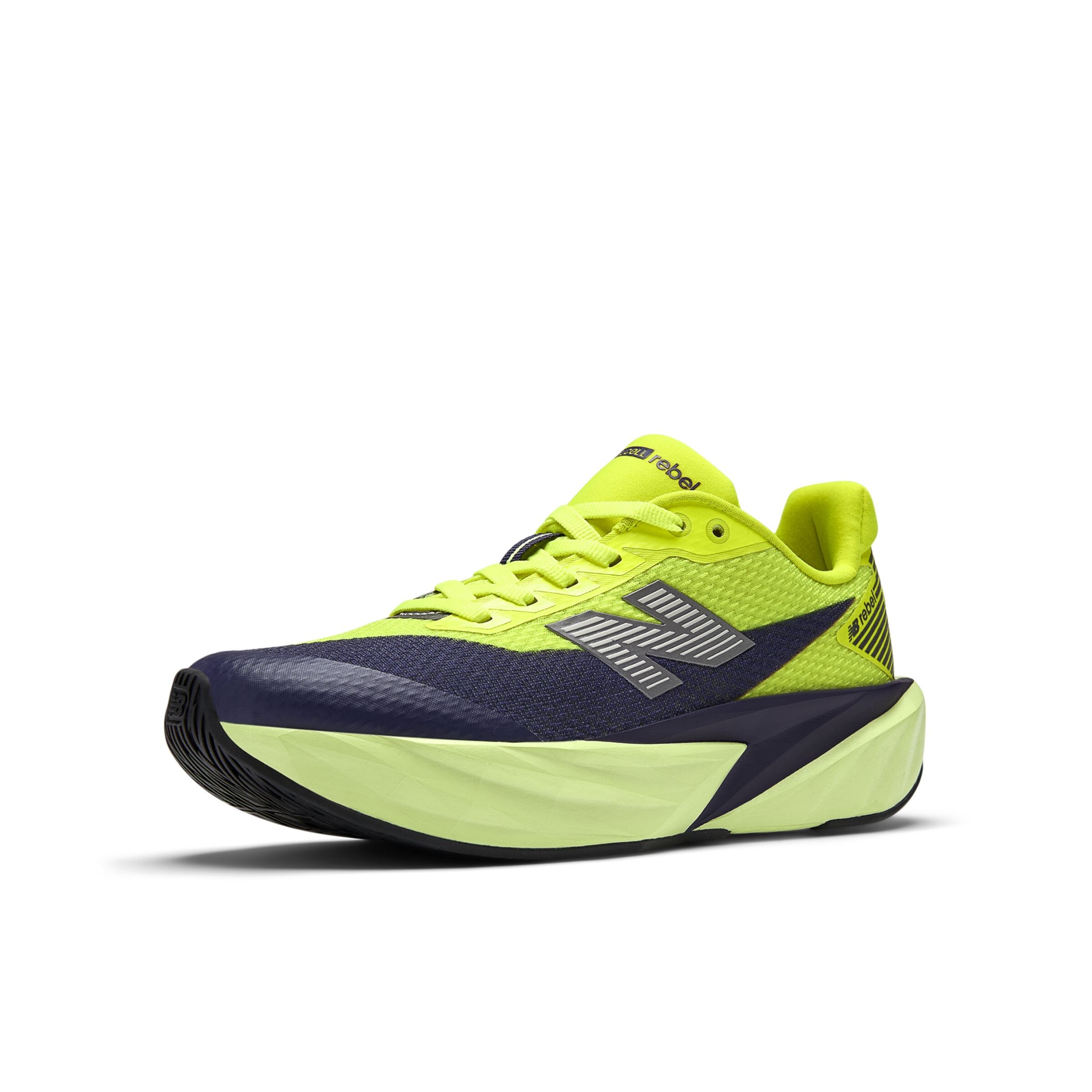 new balance Sneakers 'FuelCell Rebel' in Groen: voorkant
