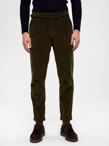Loosefit Pantalon à pince Antioch en vert : devant