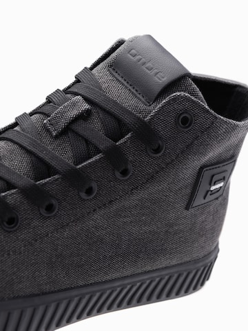 Ombre Sneakers hoog in Zwart