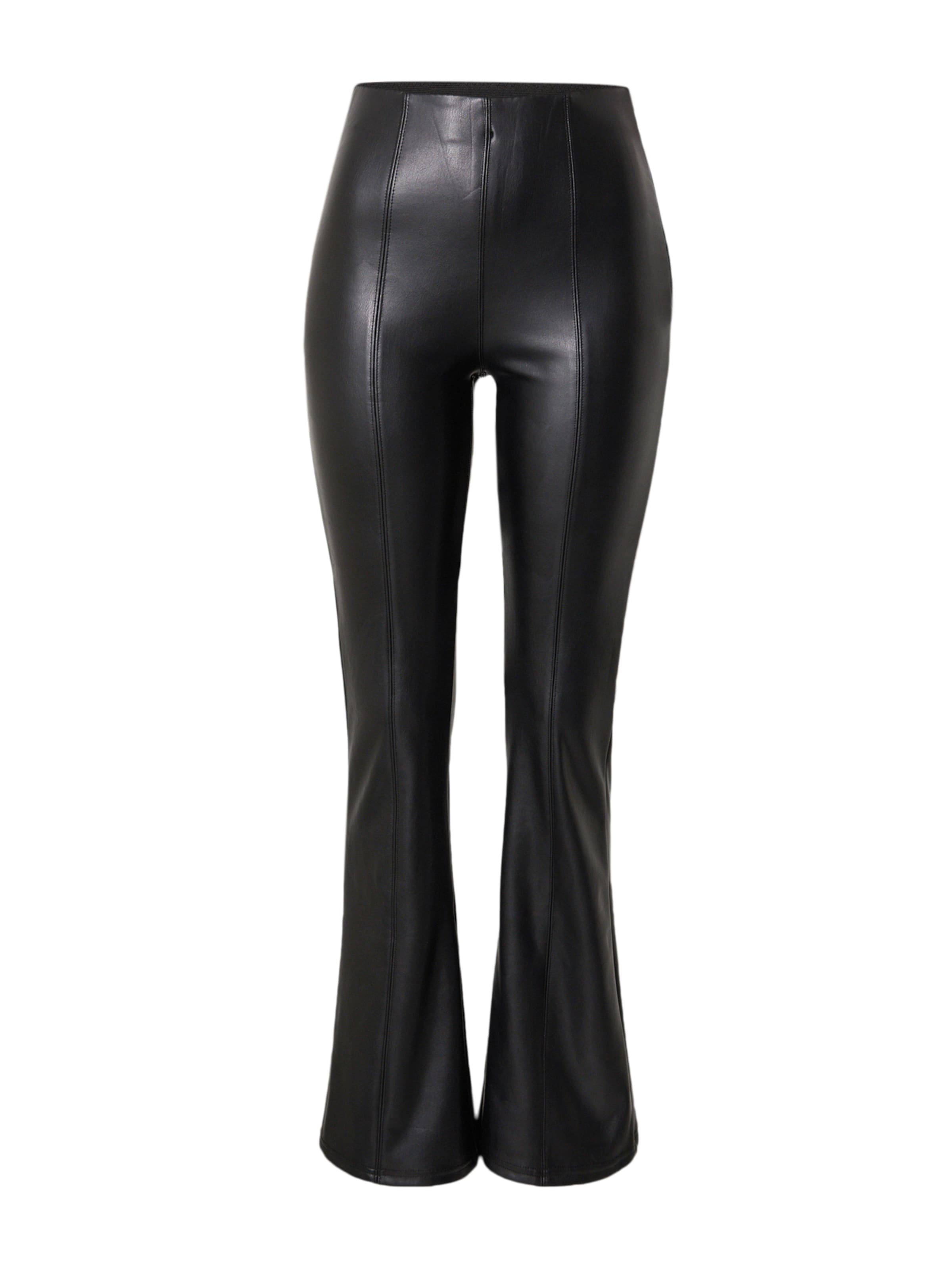 Urban Classics Flared Schlaghose in Schwarz: Vorderseite