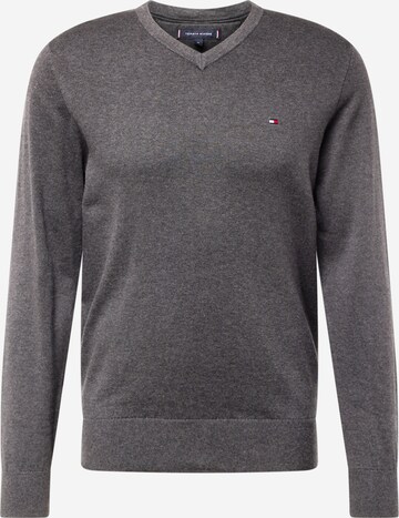 TOMMY HILFIGER Sweater in Grey: front