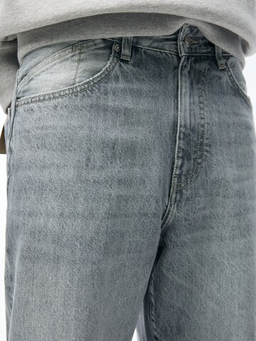 Loosefit Jean Pull&Bear en gris