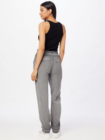 Soccx Loose fit Trousers in Grey