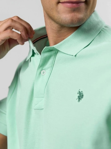 U.S. POLO ASSN. Regular Fit Paita ' Alfred ' värissä vihreä