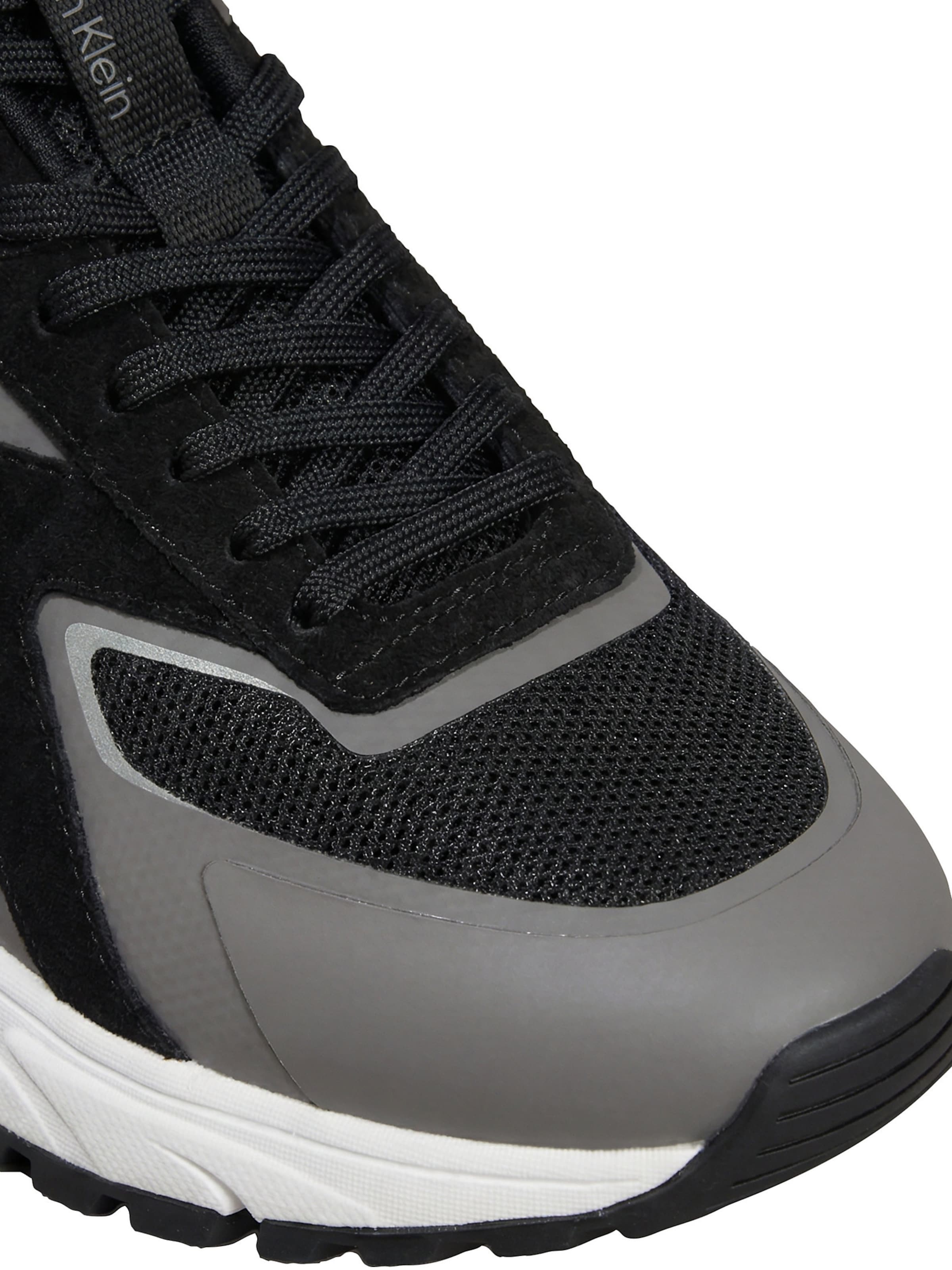 Calvin Klein Sneakers in Black