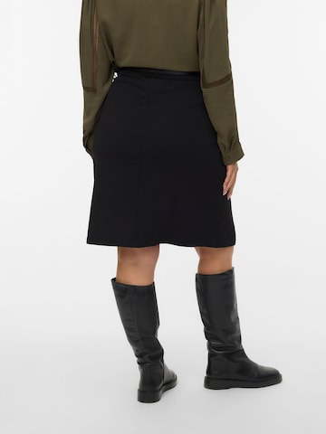 Vero Moda Curve - Falda 'VMCAllison' en negro
