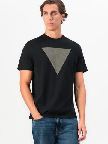 Maglietta di GUESS in nero