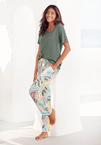 VIVANCE Pajama in Green: front