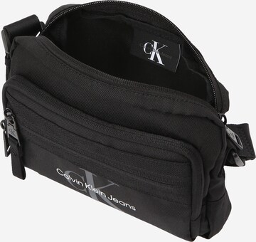 Sac à bandoulière 'ESSENTIALS' Calvin Klein Jeans en noir