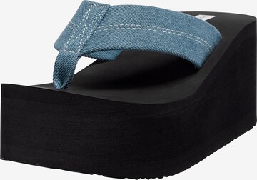 Pull&Bear T-bar sandals in Blue: front