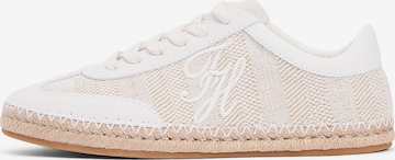 Baskets basses TOMMY HILFIGER en beige : devant