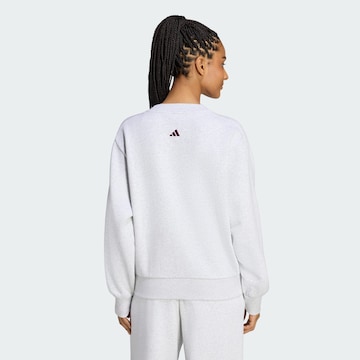 ADIDAS SPORTSWEAR - Camiseta deportiva en gris