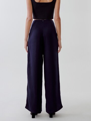 Tussah - Pierna ancha Pantalón 'Xena' en azul: atrás