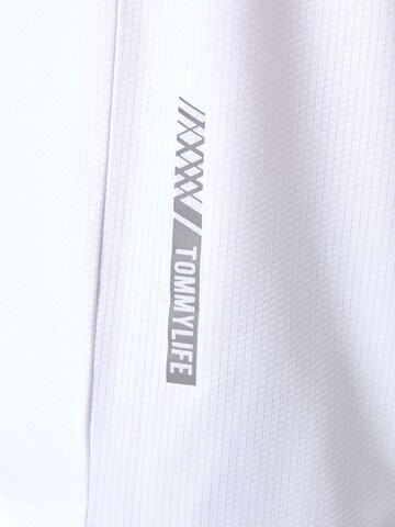 Tommy Life Performance Shirt in White