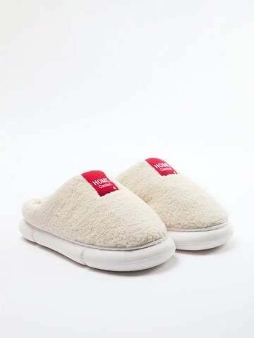 Pantoufle Trendyol en beige