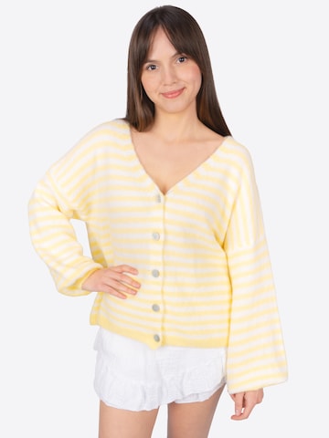Seasons of April Knit cardigan 'Candy' in Yellow: front