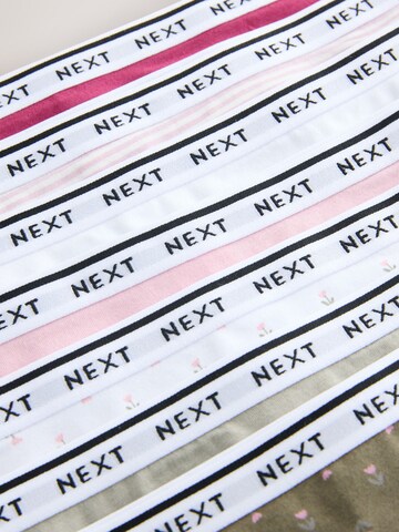 Slip de la Next pe mai multe culori