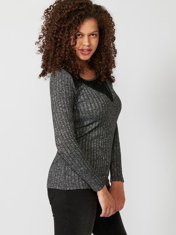 Pull-over KOROSHI en gris