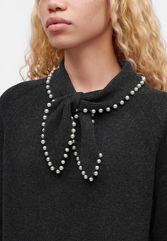 Pull-over 'KASA' Essentiel Antwerp en noir