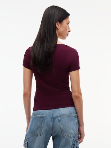 Maglietta di Tommy Jeans in lilla