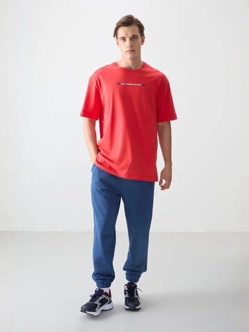 Tommy Life Shirt in Red