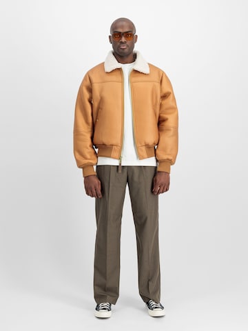 ALPHA INDUSTRIES Jacke 'B-15 Modified' in Beige