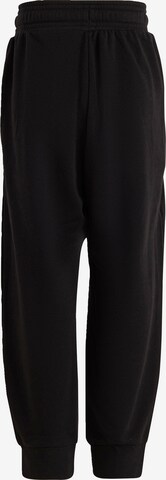 Effilé Pantalon de sport ADIDAS SPORTSWEAR en noir