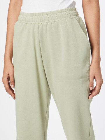 Esmé Studios Tapered Pants 'Madeline' in Green