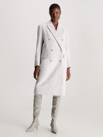 Manteau mi-saison Calvin Klein en blanc