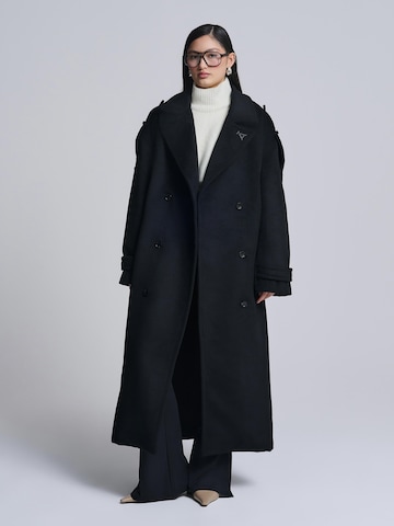 AEMMI Between-seasons coat in Black