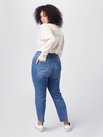 Coupe slim Jean 'MANYAANNE' Vero Moda Curve en bleu