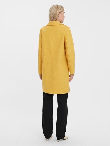 Manteau mi-saison VERO MODA en jaune