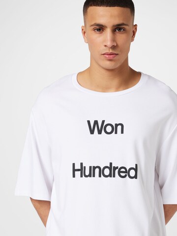 Won Hundred Тениска 'Talinn' в бяло