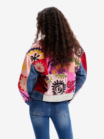 Veste mi-saison Desigual en mélange de couleurs