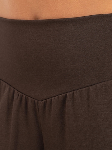 Loosefit Pantalon ' Jorina ' Smilodox en marron