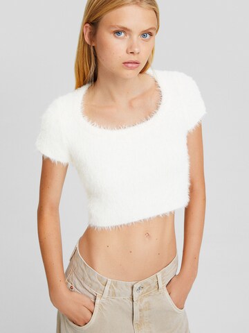 Pull-over Bershka en blanc