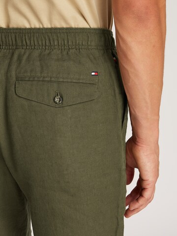 regular Pantaloni 'HARLEM' di TOMMY HILFIGER in verde