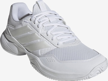 ADIDAS PERFORMANCE Urheilukengät 'GameCourt 3' värissä valkoinen: etupuoli