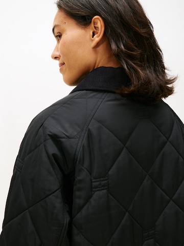 juoda TOMMY HILFIGER Žieminis paltas